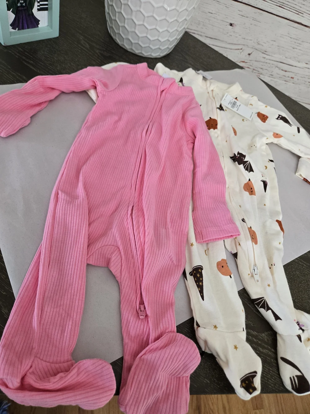 NWT Old Navy Baby 0-3M Footed Pajamas 2 Pack Halloween Pink